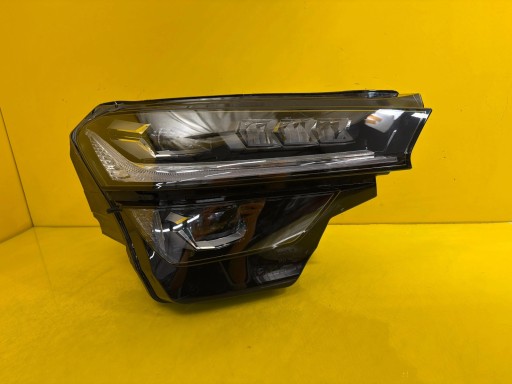 light right Skoda Kodiaq II 2 Matrix 2024- 57H941036