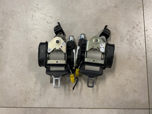 A2128605485, A2128605385 - MERCEDES W212 ремни безопасности задний комплект