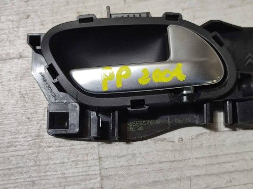 Peugeot 2008 and 2018 front side right handle inner