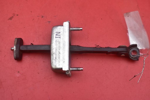 limiter door left front 68610-0F010 TOYOTA VERSO 1 and 09-13