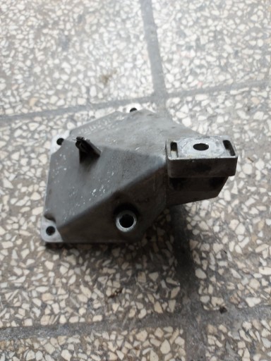 holder engine mount VW AUDI A6 C5 A4 B5 2.5 TDI OE EU