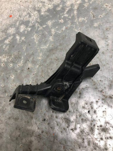 bumper bracket right front KIA PICANTO III 86518-G6000