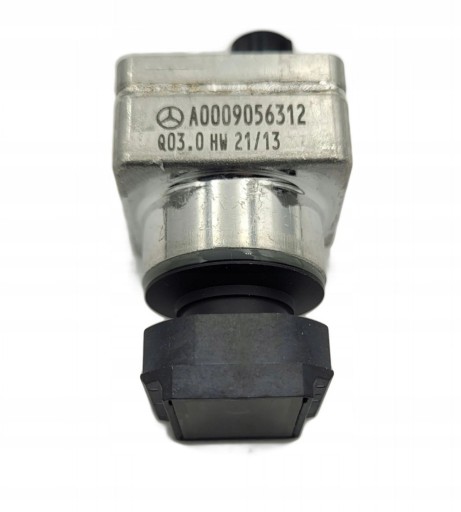 Камера переднього бампера mercedes a0009056312