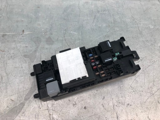 JPLA-14A073-BB - Блок запобіжників land rover discovery v l462