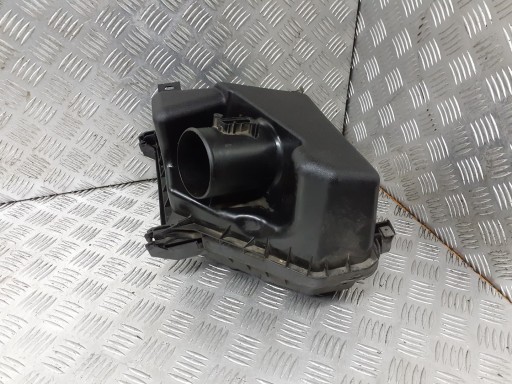 Корпус воздушного фильтра AVENSIS T27 19909-09443