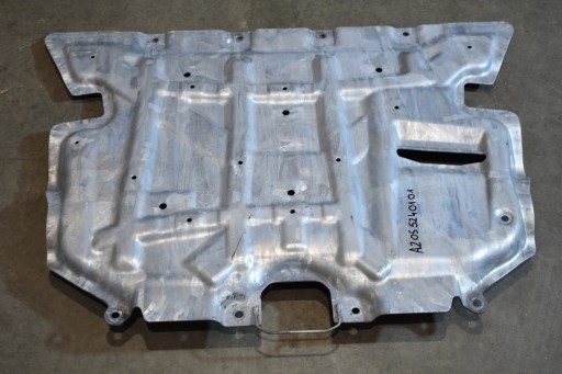perfect condition cover cover metallic chassis of the engine MERCEDES W214 1