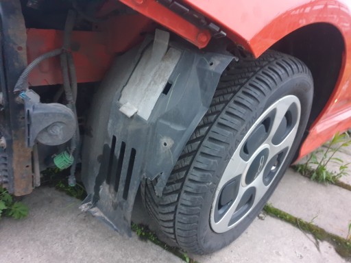 2015 4567 - КОЛІСНА АРКА ПЕРЕДНЯ ЛІВА FIAT 500E E USA ELECTRIC