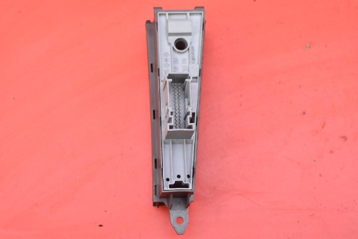 PANEL ovladac brzda elektrický ESP OFF AUTO HOLD 3AB927137 VW PASSAT B7