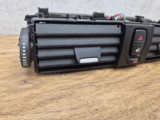 BMW F30 F31 F32 F33 F36 M3 M4 grid air conditioning devices central 9218552