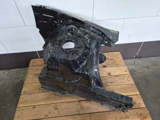 čtvrtka levý předek čtvrtka levá przedna 040 MERCEDES GLC X253 C253 W253