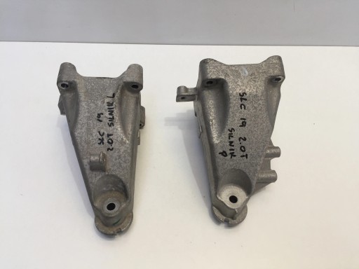 A2742230704 - MERCEDES SLC W172 2.0 CGI кронштейн лапа двигателя P