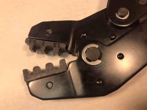 Инструмент для обжима разъемов 0,5–1,5/AWG 20–16.