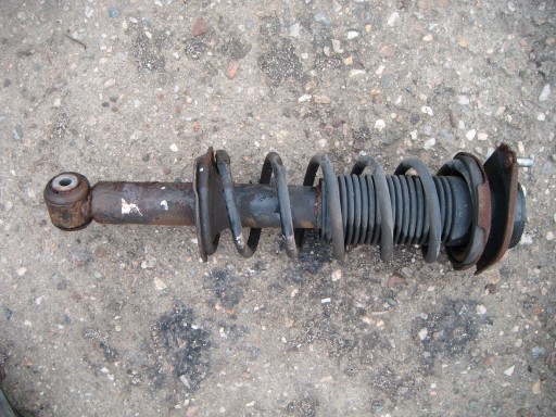 SUBARU IMPREZA III GH 1.5 амортизатор пружина P. T