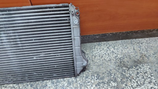 Radiateur / refroidisseur Intercooler TOYOTA AVENSIS T25 COROLLA VERSO II 2.2 177KM