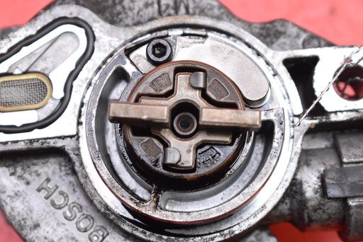 pump VACUM WAKUM PEUGEOT 3008 1 and 1.6 HDI 110 KM 10-13