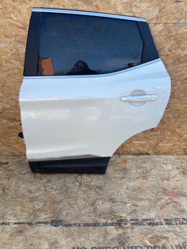 door rear part rear. left Nissan Qashqai J11 II PRZEDLIFT Biale