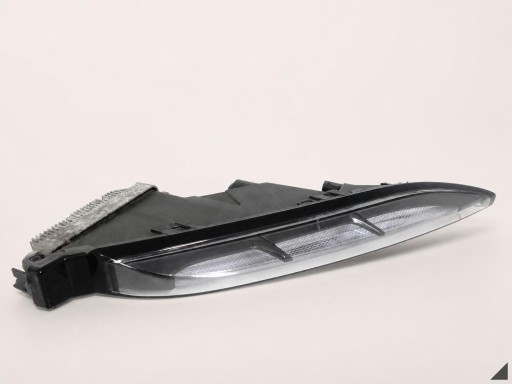 PORSCHE MACAN and 95B LIFT 19- light LED DRL indicator W bumper front R
