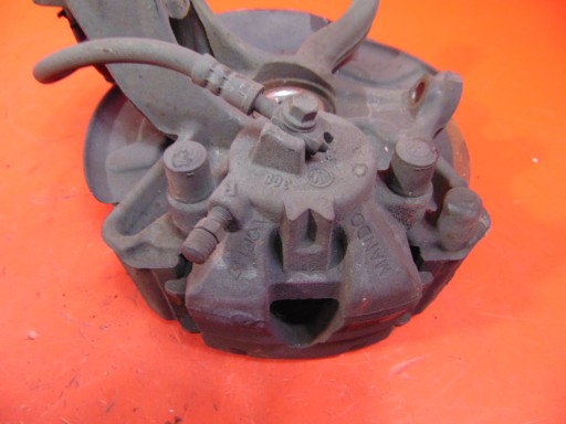 AUDI A1 II GB GBA 82A 1.0 TFSI swing of the pivot caliper right front 2Q0256J
