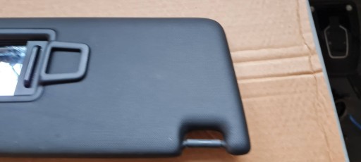 A4 B9 8W LIFT cover PRZECIWSLONECZNA visor SLINE right front 8W0857552 A5