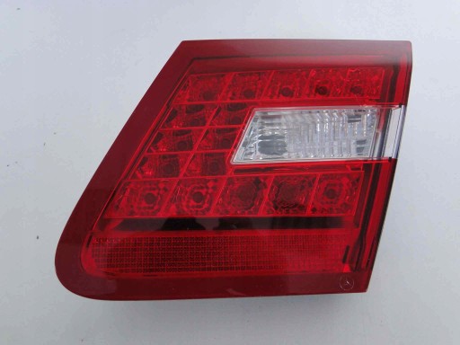 light right rear part rear MERCEDES W207 C207 to the bonnet 2078200464