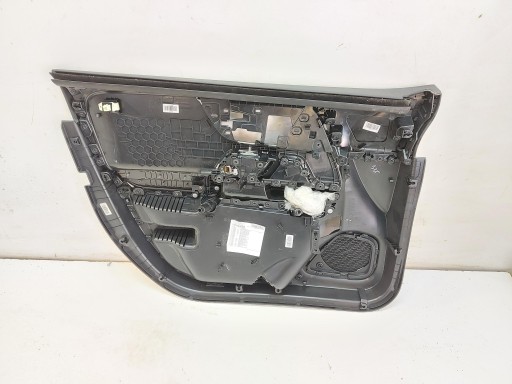 Mercedes GLA 250e LIFT H247 verkleidung seite tür vorne rechts RHD UK