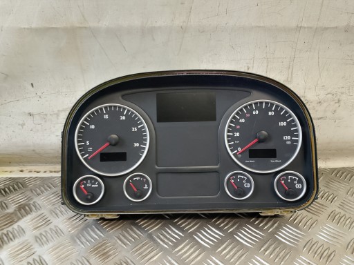 dials MAN TGX 18 T 81. 27202-6228