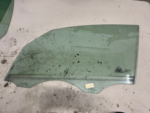 KIA VENGA 2013 СКЛО ДВЕРІ ЛІВА ПЕРЕДНЯ ПЕРЕДНЯ