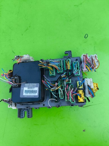 l77 - Блок запобіжників, модуль honda fr-v 38650-sjd-e02