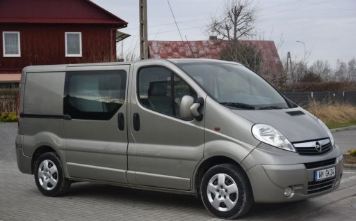 Opel Vivaro A Combi L1 2.0 CDTI 115KM 2013