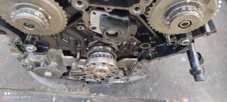 Колінвал audi a6 c6_2.7 tdi bpp з підшипниками