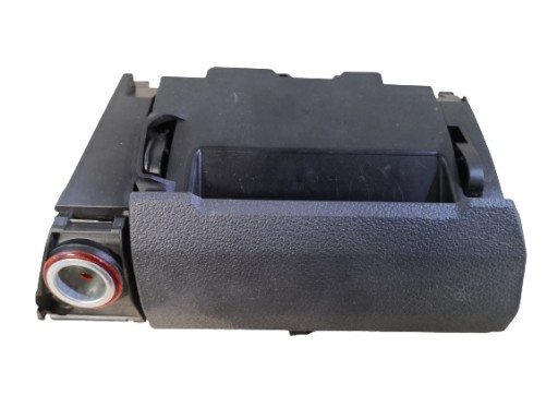 popelník předek VW TOURAN 1T1857961H