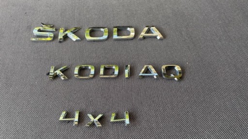 SKODA KODIAQ НАПИС ЕМБЛЕМА НА ЛЮКУ, НОВА МОДЕЛЬ