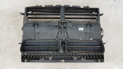 7338207 - BMW 2 F45 F46 воздухозаборник жалюзи рольставни