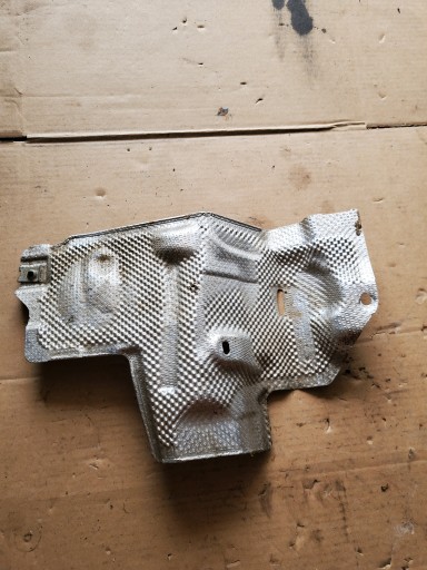 Blende Abdeckung TERMICZNA des Auspuffs MERCEDES C W205 220 CDI OE