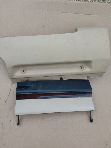 Kieszen passenger compartments of the passenger mercedes w124