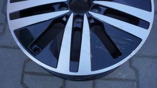 MERCEDES A B 177 247 CLA 118 - disk hliníkový 17