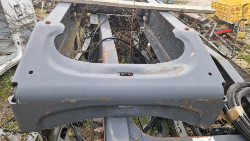 1890001 - Торцева балка рами, поперечний кронштейн, scania r