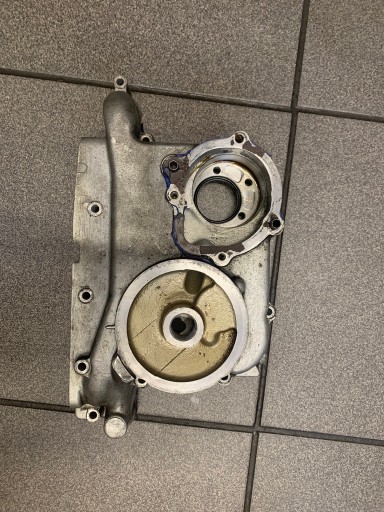 Honda GL GoldWing 1200 крышка водяного насоса