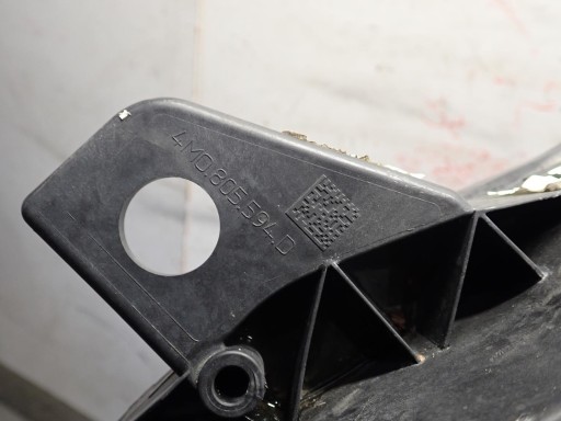 support panel for radiators AUDI Q7 II 2015- Q8 4M0805594D