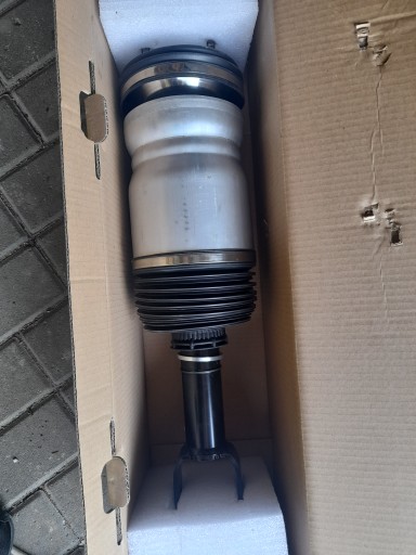 68318303AF - Dodge amoryzator пружина Ram