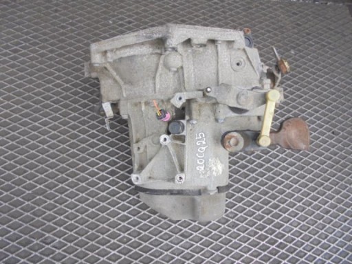 PEUGEOT 207 1.4 16v b org Getriebe 20CQ25