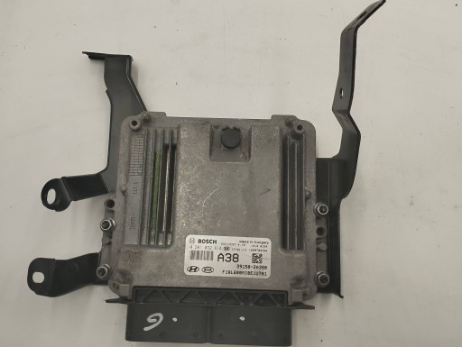 Kia sportage контролер/модуль блоку комп'ютера edc17c57