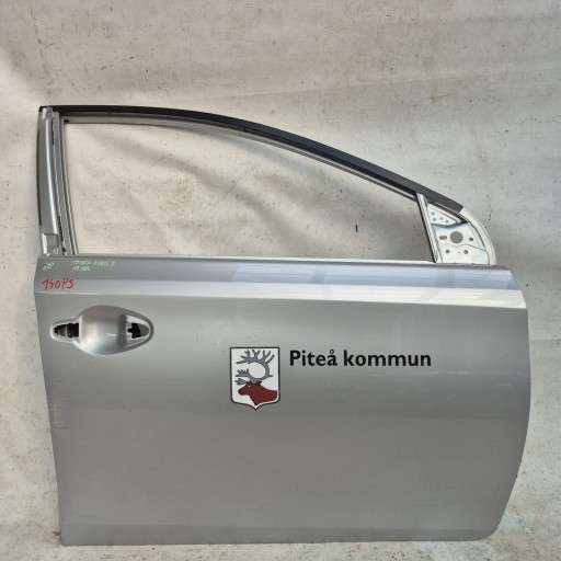 TOYOTA AURIS II 2 12-18 door front front right
