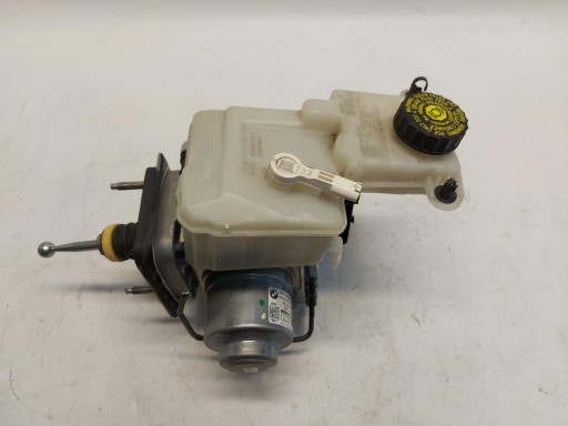 BMW G05 X5 3.0d 2019r pump ABS control unit 6862047