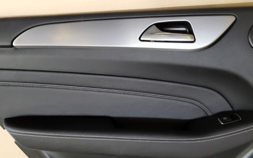 upholstery side Z door left rear black leather handle MERCEDES ML W166 OE