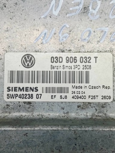 control unit of the engine Volkswagen Polo 9N 04r 1.2 03D906032T