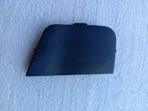 BMW E92 кришка буксирного вушка задня 8041205