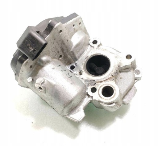 A651 140 - Клапан EGR A6511400360 MERCEDES 2.2 CDI OM651. 911