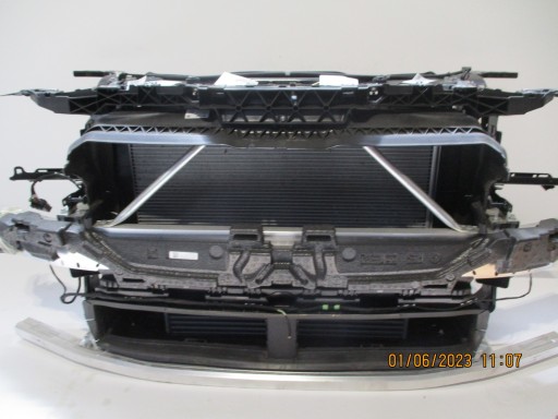 Накладка радиатора передняя BMW 2 U06 1.8i