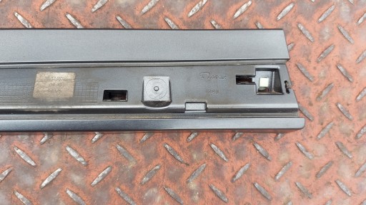 moulding door left left front TOYOTA YARIS III 17